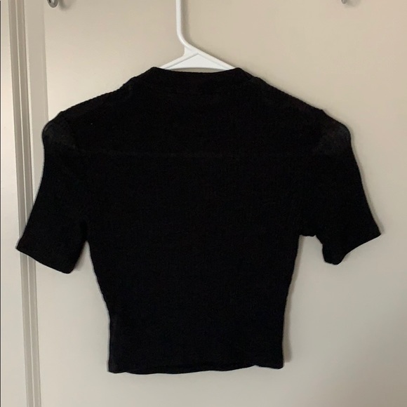 Black crop top - Picture 2 of 2